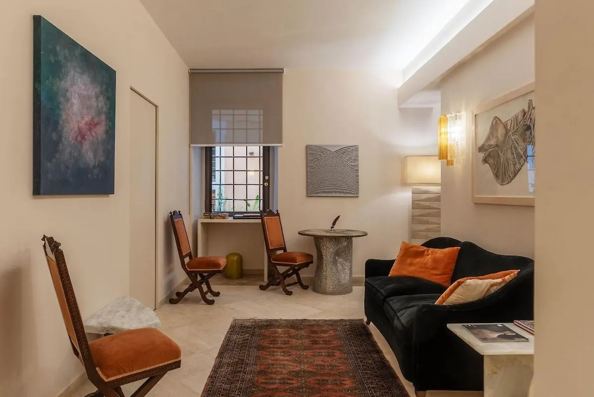 Sinopia Home Gallery - Sleep On Art Rome Apartment