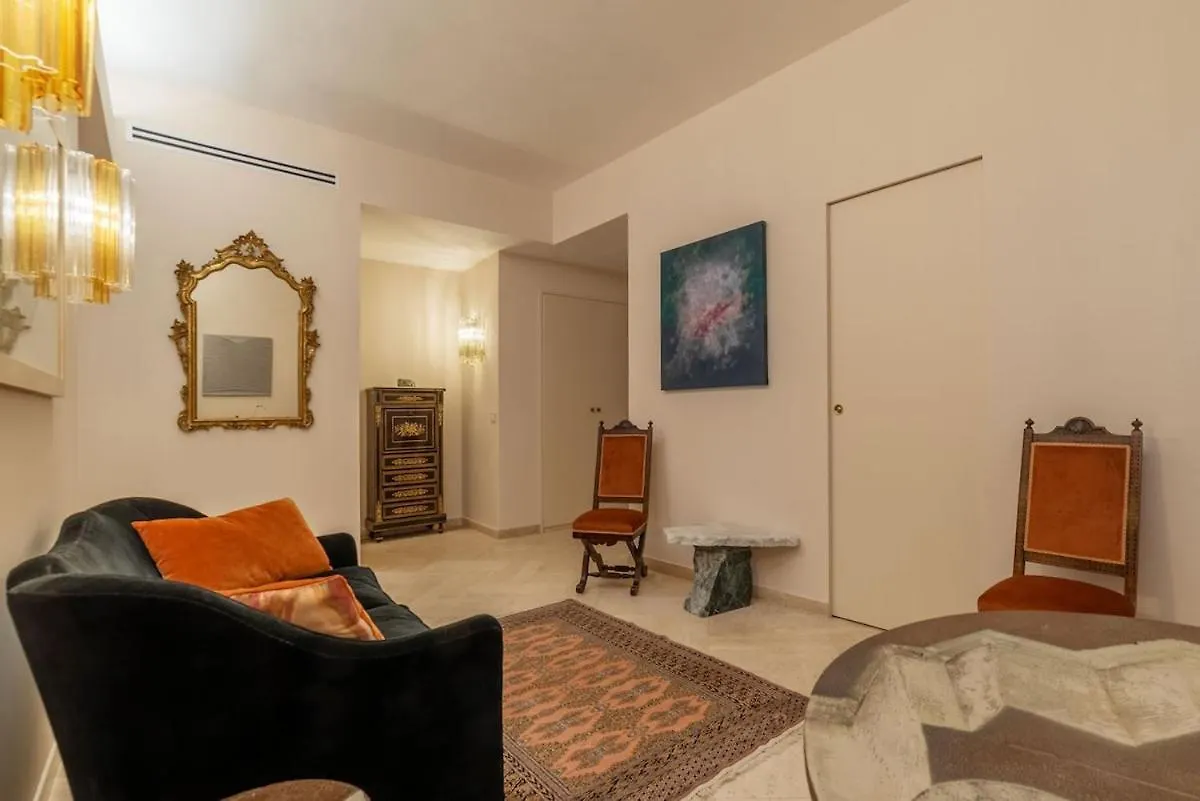 Sinopia Home Gallery - Sleep On Art Rome