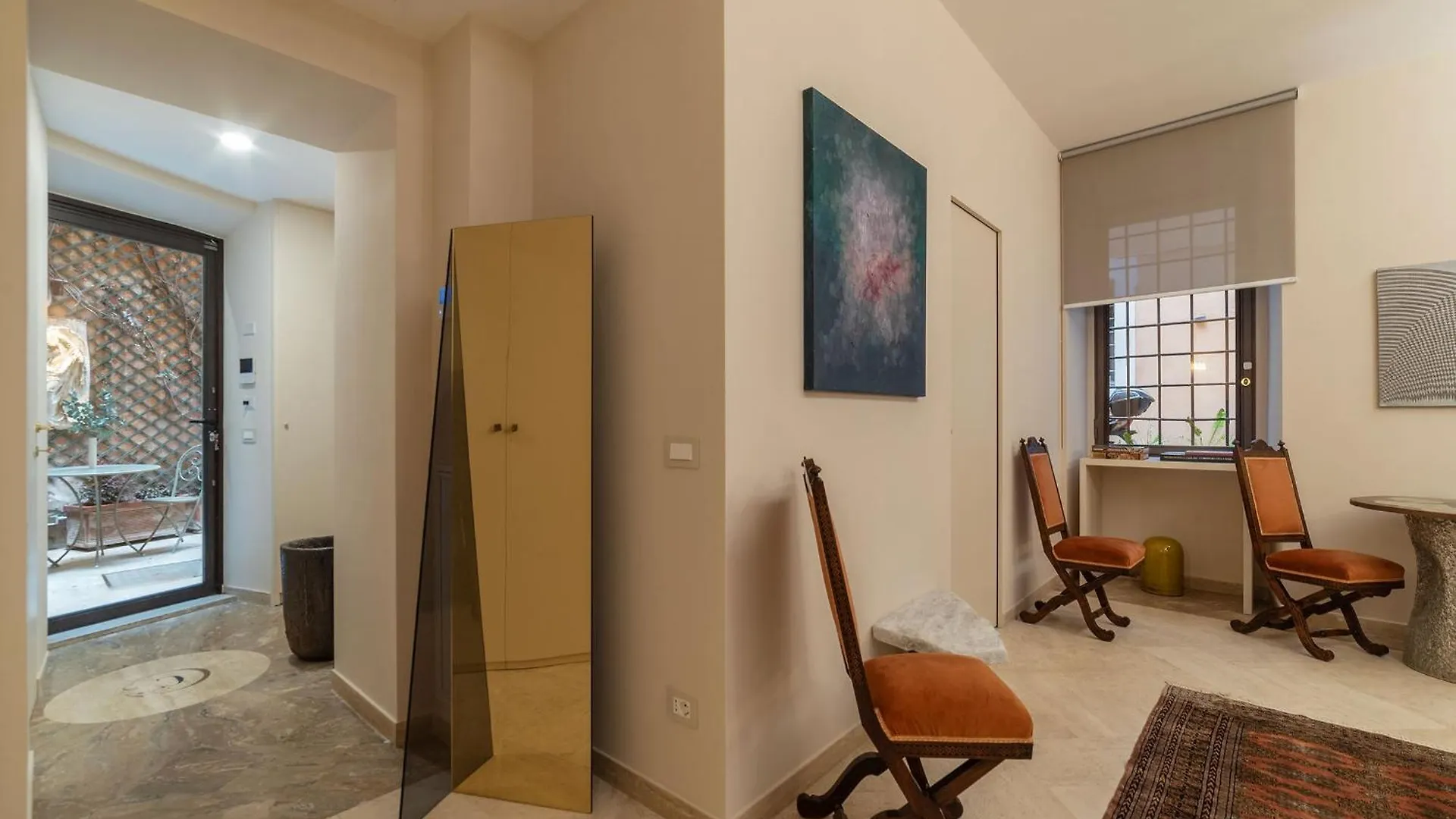 Sinopia Home Gallery - Sleep On Art Rome Apartment