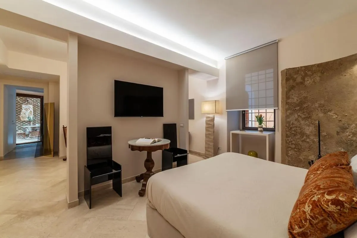 Apartment Sinopia Home Gallery - Sleep On Art Rome Italy